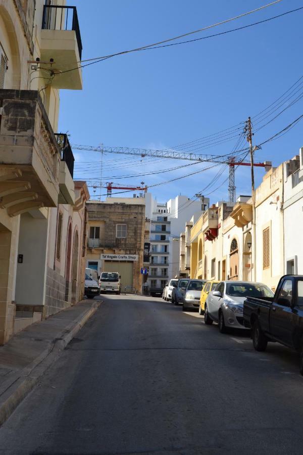 Mellieha Town Centre Bright & Spacious 3 Bedroom Apartment 외부 사진