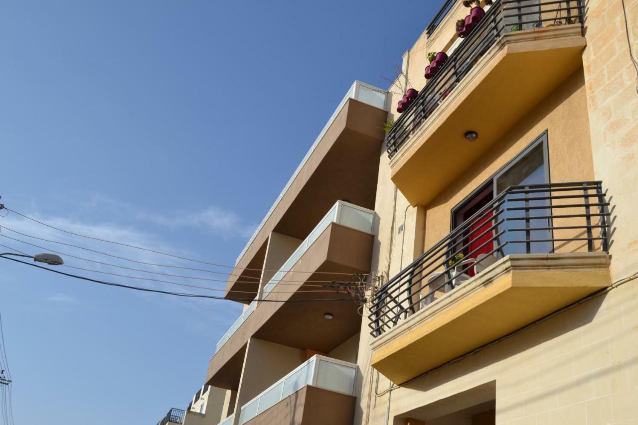 Mellieha Town Centre Bright & Spacious 3 Bedroom Apartment 외부 사진