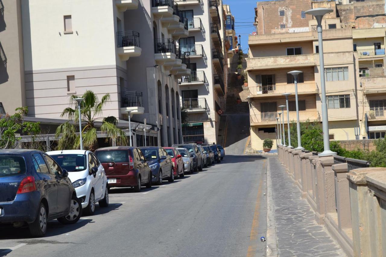 Mellieha Town Centre Bright & Spacious 3 Bedroom Apartment 외부 사진